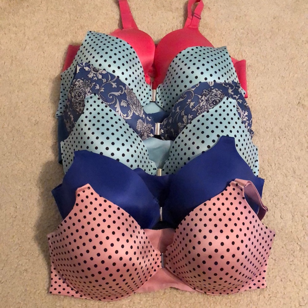 6 Soma Vanishing Back bras 38C